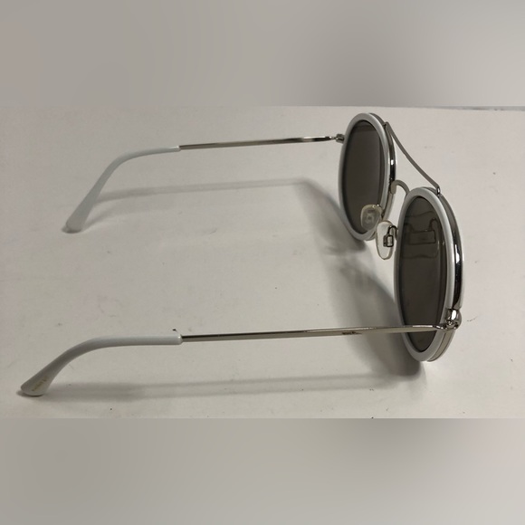 Madden Girl Sunglasses White Oval Wire frames - Picture 6 of 7